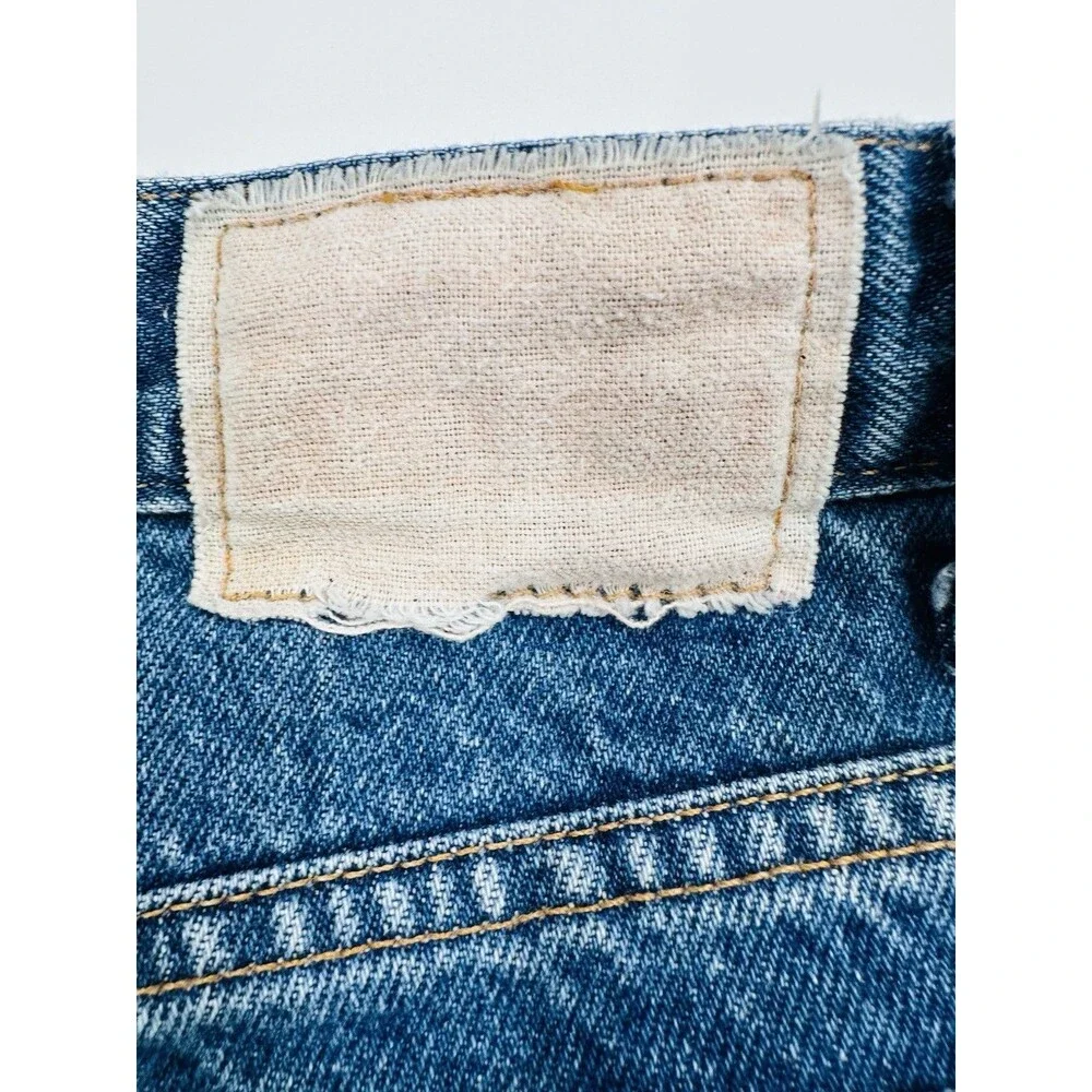 Levis levis 977